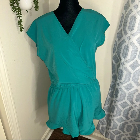 The Vanity Room Pants - Green romper